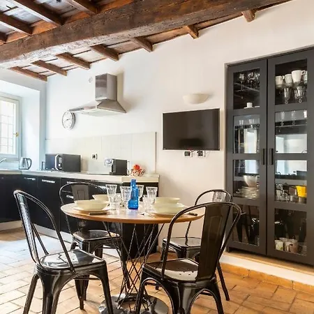Deza Cozy Place In Monti Apartment *