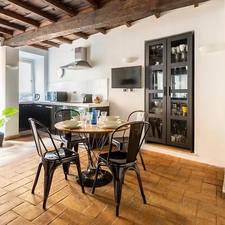 Deza Cozy Place In Monti Apartment Rome