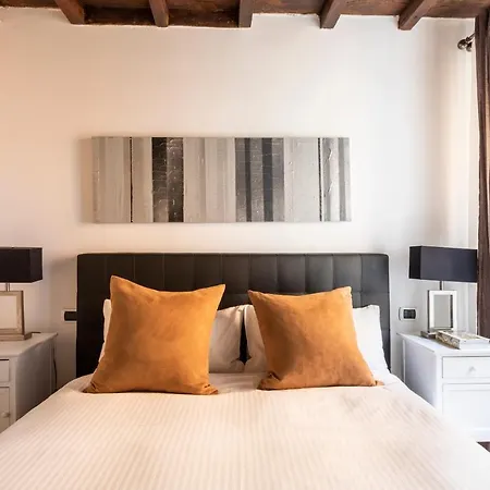 Deza Cozy Place In Monti * Rome
