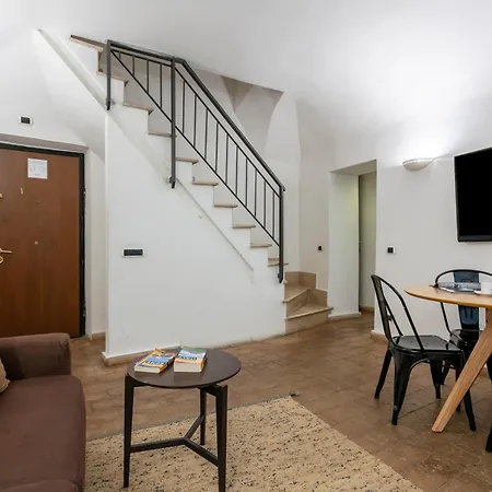 Apartment Deza Cozy Place In Monti Rome