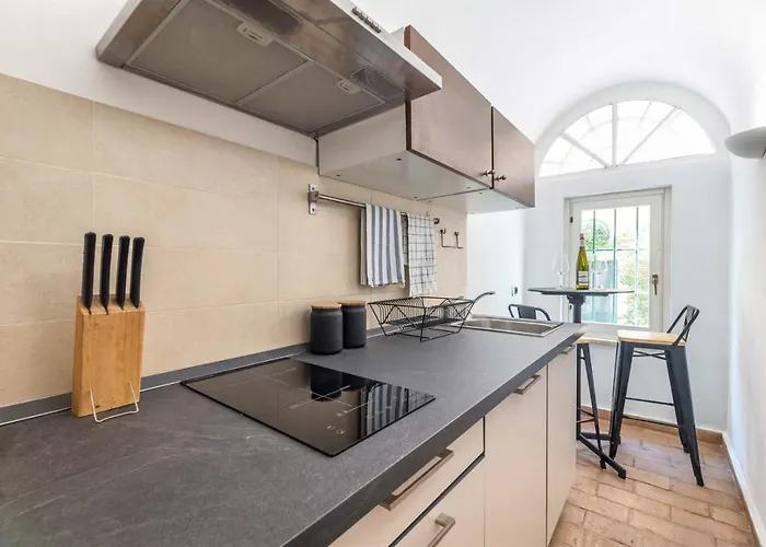 Apartment Deza Cozy Place In Monti